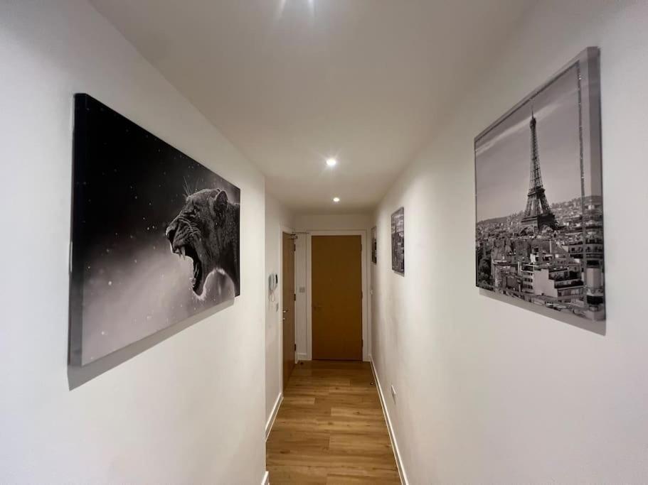 2 Bed Corner Apartment With Gym Manchester Luaran gambar
